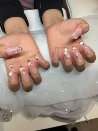 ネイル Eclat AIKAのネイルデザイン