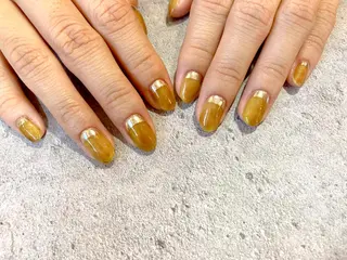 ショート カラー ネイル マツエク・マツパ illum hicariのネイルデザイン