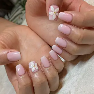 ネイル ジェヌインネイル 河内のネイルデザイン