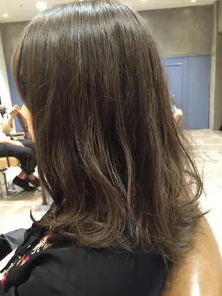 ミディアム 髪質改善&ブリーチ 伊勢 祐一郎のヘアスタイル