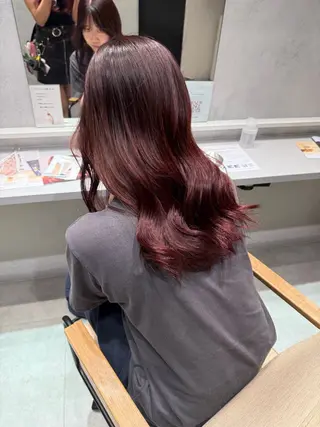 カラー 梅田 ハイトーン shionのヘアスタイル