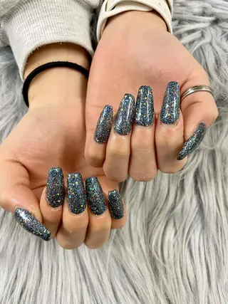 ネイル MADIA大和所属・KUMI💛 MADIAのネイルデザイン