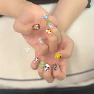 ネイル アトリエ　ミモザ所属・いまむら あかりのネイルデザイン