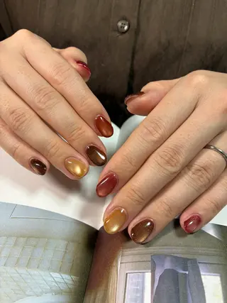 ショート ist. （ｲｽﾄ）のネイルデザイン