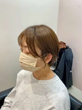 ショート 韓国🇰🇷艶髪 ケアカラーSHURIのヘアスタイル