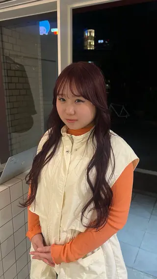 ロング 室屋 鈴音のヘアスタイル