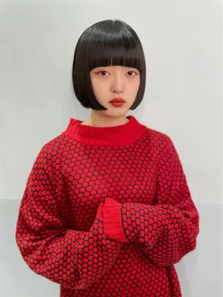 ショート カラー SALOWIN所属・ブリーチ✨ ボブ✨レイヤーのヘアスタイル