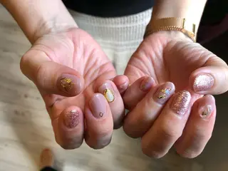 ネイル iiloo aromaworksのネイルデザイン