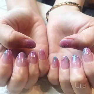 ネイル UrakoNail 《nail》のネイルデザイン