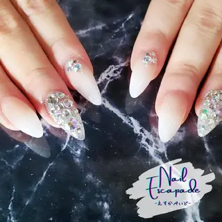 ミディアム ネイル クロキ 。のネイルデザイン