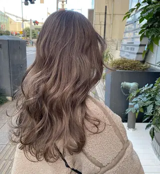 ロング 鈴木 奈波のヘアスタイル