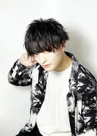 ショート パーマ メンズ 大橋 拓巳のヘアスタイル