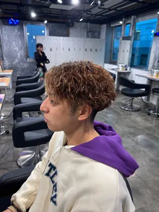メンズ フェザーパーマ職人 🪽yutoのヘアスタイル