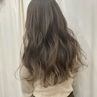 ロング KAORU オリーブカラーのヘアスタイル