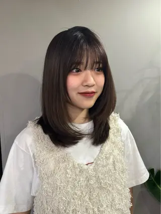 セミロング sia所属・Nene Murakamiのヘアスタイル