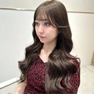 ロング カラー ヘアアレンジ Toiro所属・🤎小顔レイヤー /ベージュ🤎友香のヘアスタイル