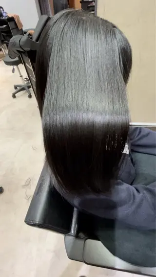 ミディアム 縮毛矯正 平賀　凌のヘアスタイル
