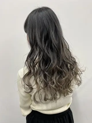 ロング カラー パーマ 公式 Ease by amble luxeのヘアスタイル