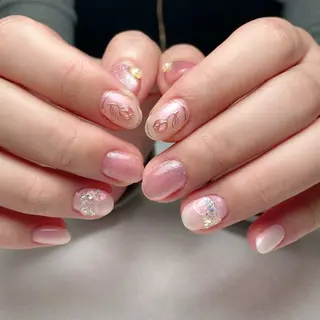 ネイル amu所属・かおる KAORUのネイルデザイン