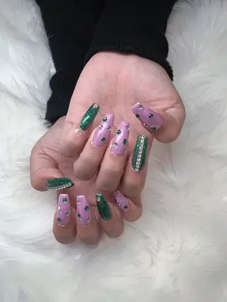 ネイル RÊVIA所属・RÊVIA (レヴィア)のネイルデザイン