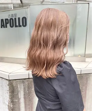 ミディアム カラー 似合わせハイトーン 🍯ayumi🍯のヘアスタイル