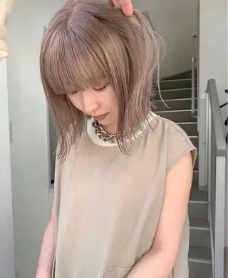 ミディアム leo/ナチュラル/ テーパーフェードのヘアスタイル