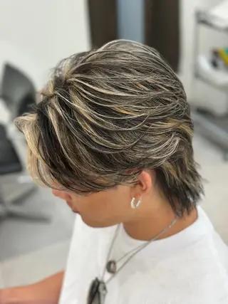 ショート カラー パーマ メンズ 鶴田 来夢のヘアスタイル