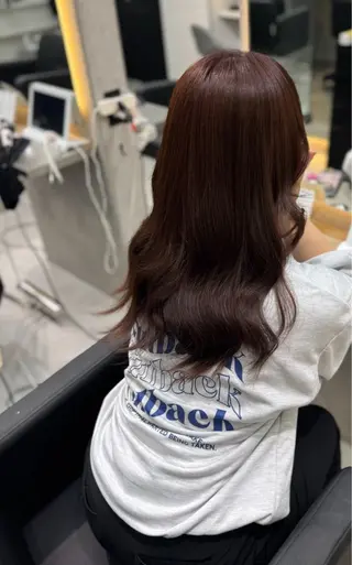 ロング ゆーめろ /Lapis福岡今泉のヘアスタイル