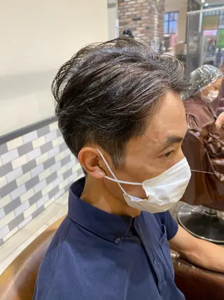 ショート メンズ特化 ナカネ カツヤのヘアスタイル