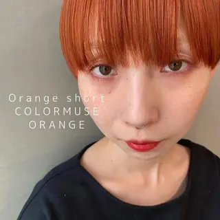 ショート 梅田ハイトーン チダ ヒナノのヘアスタイル