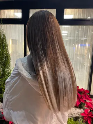 ボブ/インナーカラー /眉毛/Miyuのヘアスタイル