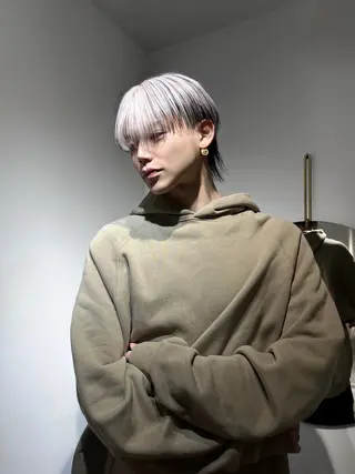 ショート カラー メンズ TOTA 唯一無二カラーのヘアスタイル