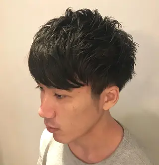 ショート メンズ 山下 直人のヘアスタイル