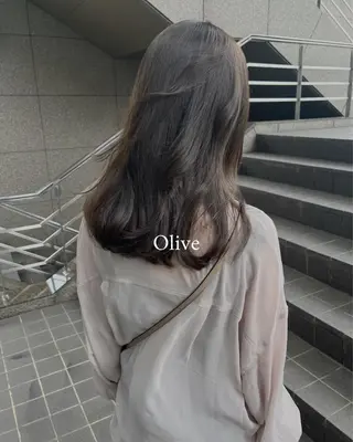 ミディアム カラー flocci🌙 フロクシのヘアスタイル