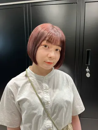 ショート カラー ウスイマイコ カット/ケアカラーのヘアスタイル