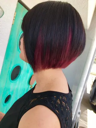 ショート カラー レイヤーカット匠 イソザキノリユキのヘアスタイル