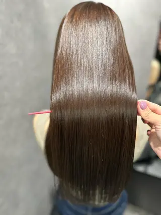 ロング 岩崎 恵実のヘアスタイル