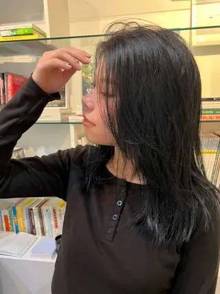 ミディアム カラー KOCHAB所属・三谷 はるなのヘアスタイル