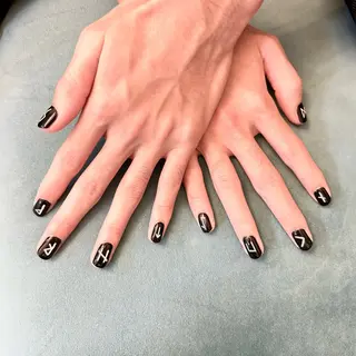 ネイル Total Beauty Salon Charlme所属・たなか ちはるのネイルデザイン