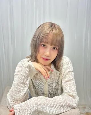 ミディアム scena(シーナ)所属・『大西　陸』 透明感color🔆のヘアスタイル
