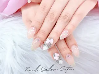 ネイル 池袋東口cutie 爪形成ワンホンネイルのネイルデザイン