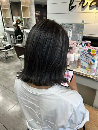 ミディアム カラー ヘアアレンジ インナー×縮毛矯正 ピンクカラー澤井里菜のヘアスタイル