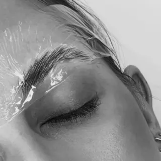 アイブロウ AILEEN *のマツエク・マツパデザイン