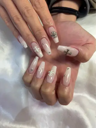 ネイル Ashliy大宮☆ アシュリーのネイルデザイン