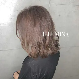 ミディアム 岸川 恭子のヘアスタイル