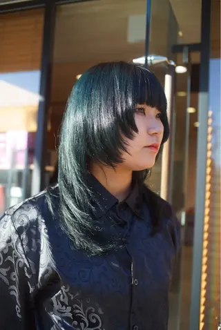 セミロング カラー 似合わせ レイヤー須川のヘアスタイル