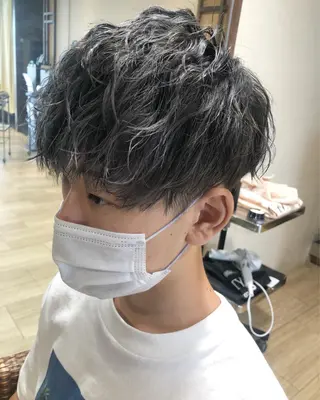 ショート カラー メンズ メンズパーマ/ スパイキー/神田正紀のヘアスタイル