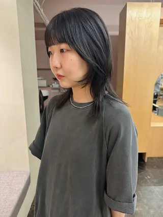 ミディアム カラー yupi🐈⬛ レイヤー/パーマのヘアスタイル