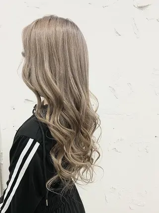 ロング カラー ヘアアレンジ 🎨カラー満足度 500%💫ヅル💫のヘアスタイル