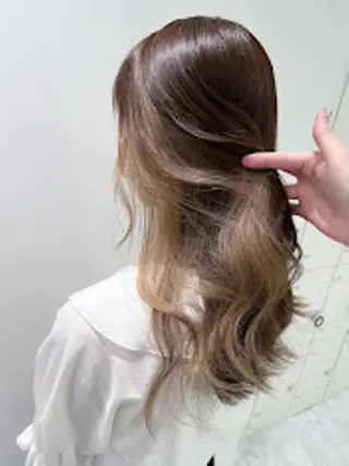 カラー 🪽THEATER 表参道🪽のヘアスタイル